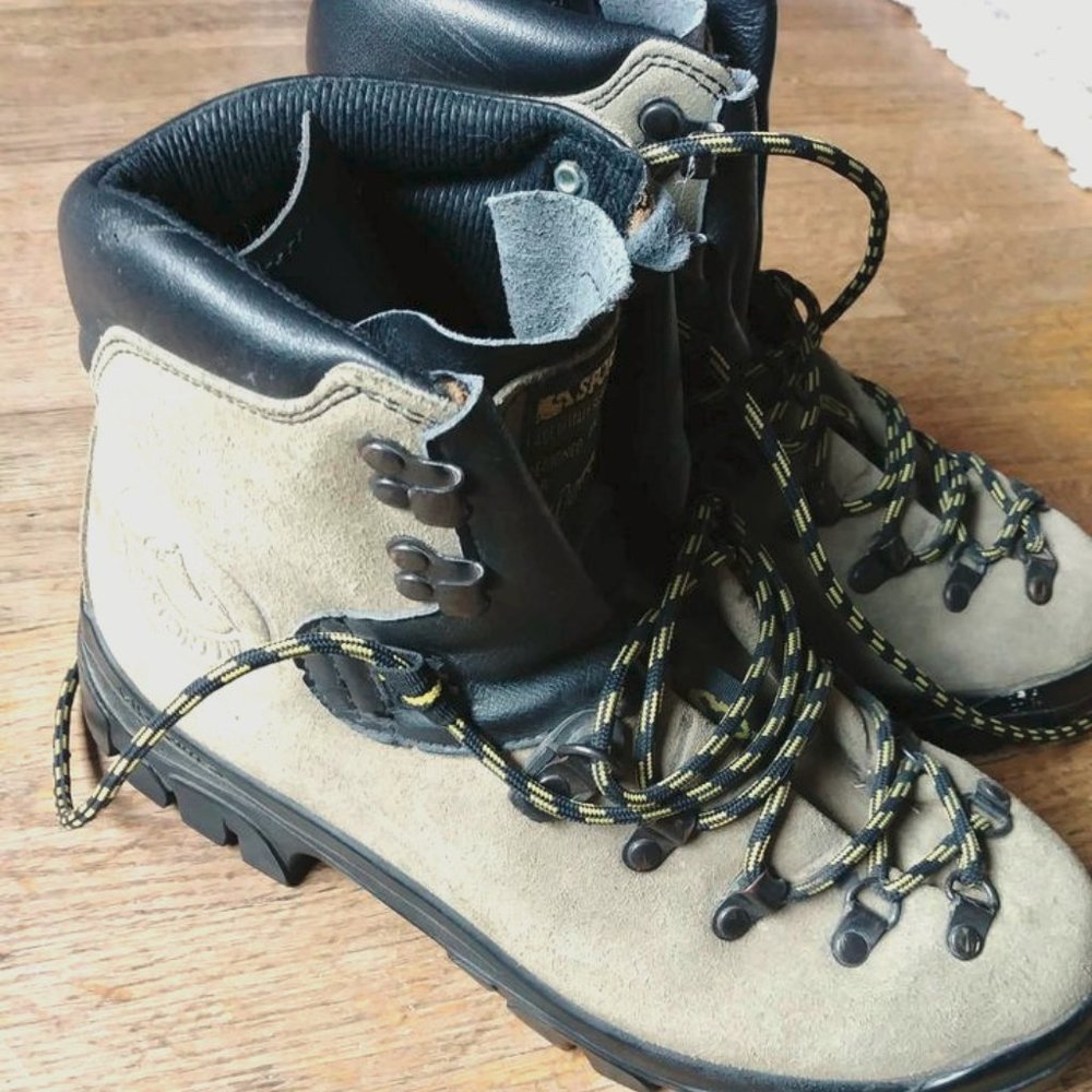 Women's Hiking/Mountaineering Boots